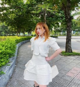 Hoài Thu – “nàng thơ” xinh đẹp và bản lĩnh trong hoạt động nghệ thuật tự do